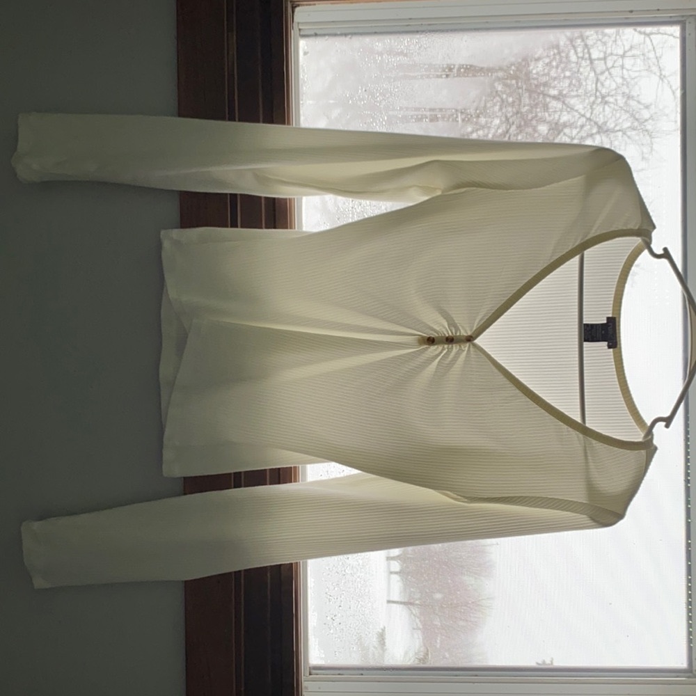 White long sleeve v-neck